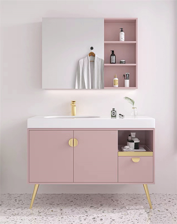 vanitas crusta GGP66