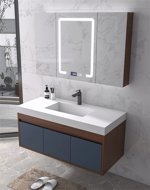 balneo scrinium vanitatum modernorum GGM32